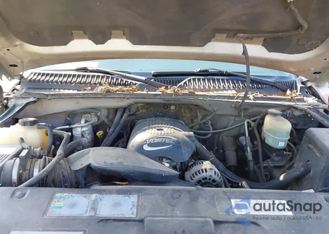 2002 Chevrolet Silverado 2500Hd Ls из США, поврежденный, VIN 1GCHK23U22F147301